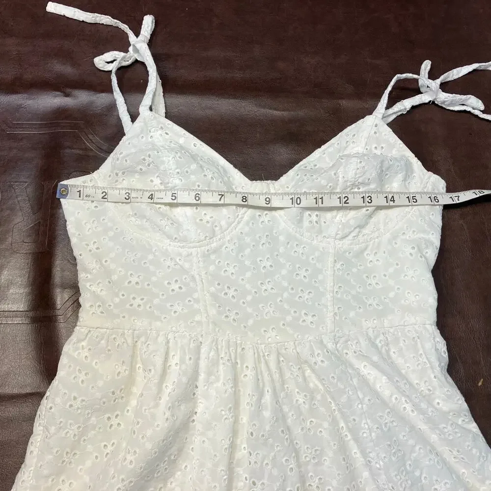 Selfie Juniors White Eyelet Dress Large Cotton Sleeveless Cute Summer Graduation